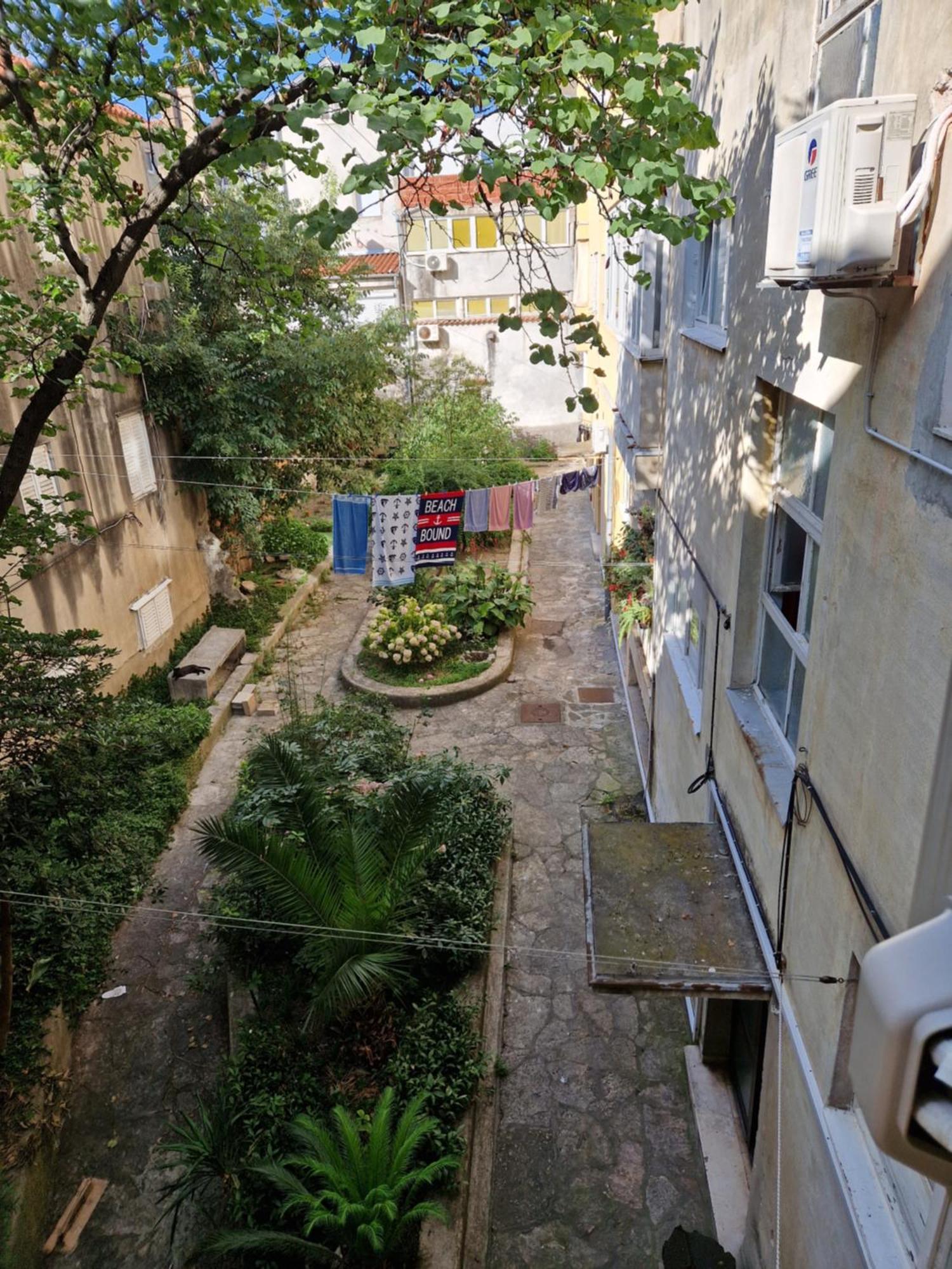 Verena'S Place Old Town Zara Esterno foto